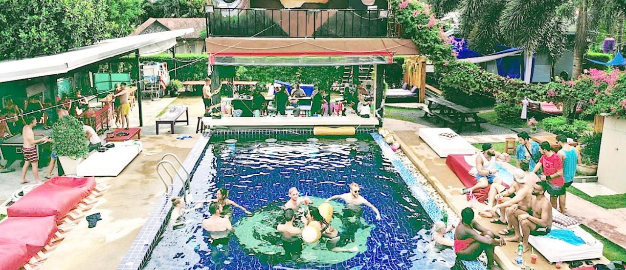 Wet! A Pool Party Hostel By Wild & Wandering 哈林海滩 外观 照片