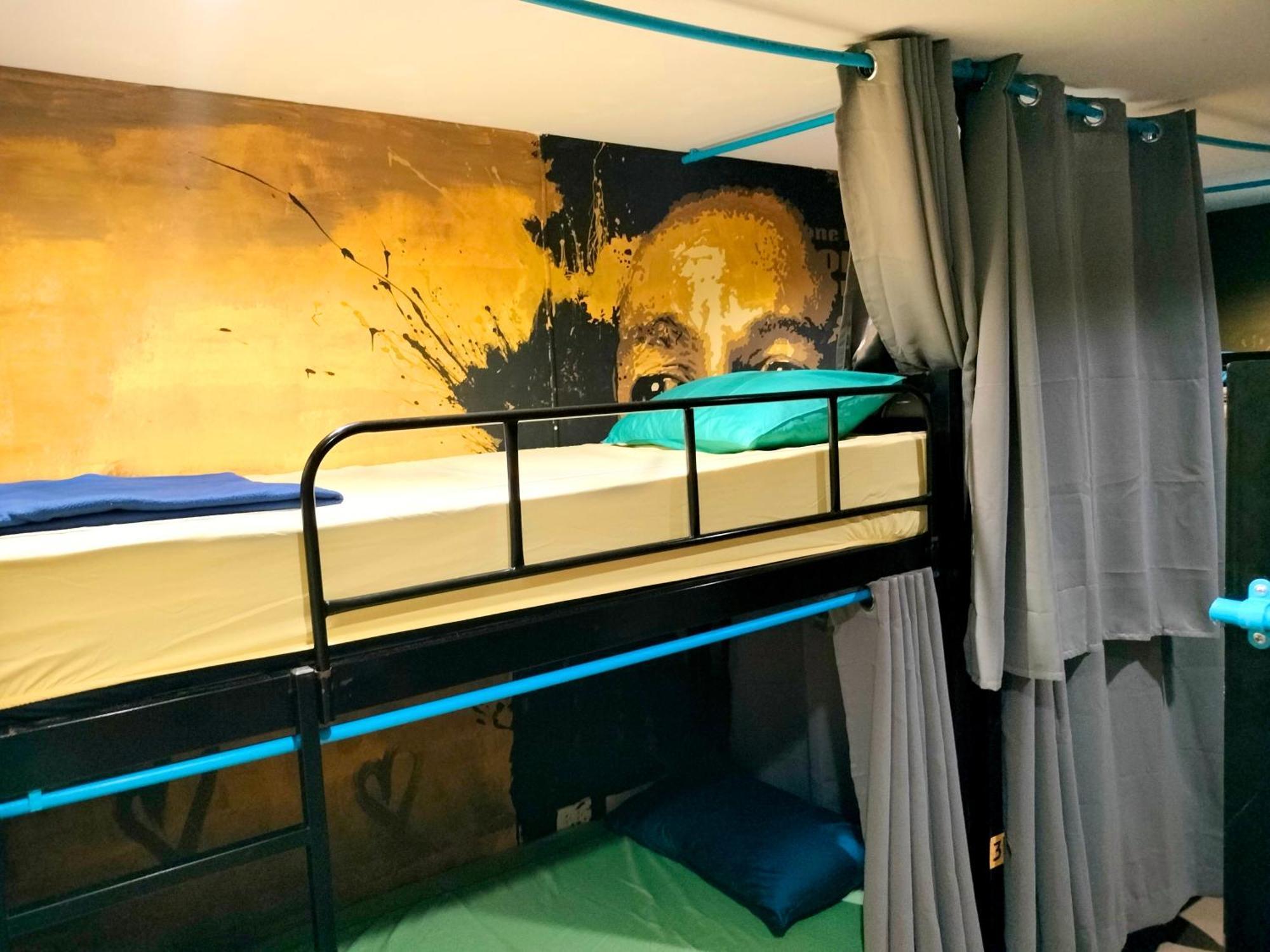 Wet! A Pool Party Hostel By Wild & Wandering 哈林海滩 外观 照片